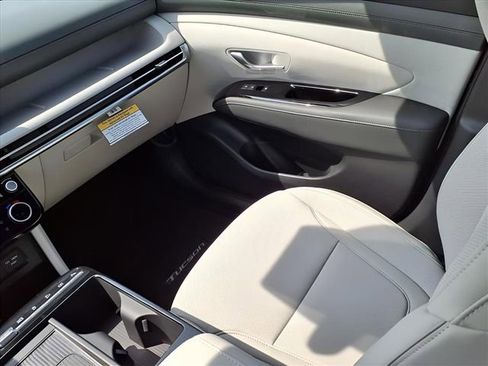 New 2026 Hyundai Tucson Limited image 15
