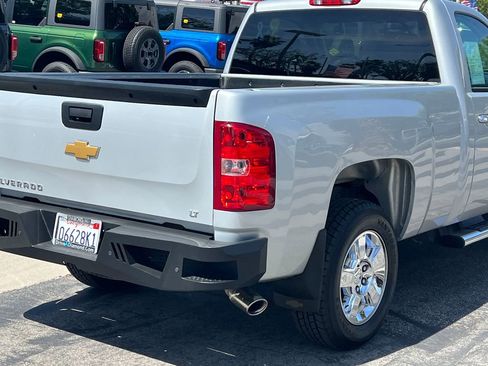 Used 2013 Chevrolet Silverado 1500 LT w/ Chrome Essentials Package RWD image 8