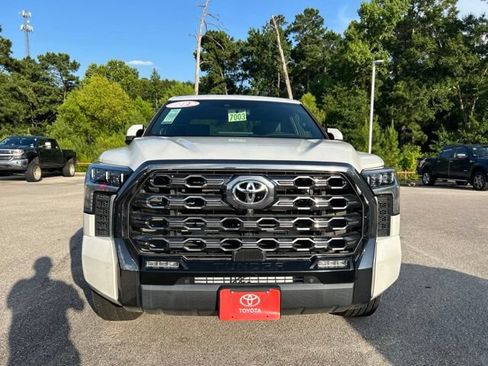 Used 2022 Toyota Tundra Platinum w/ Advanced Package AWD/4WD image 2