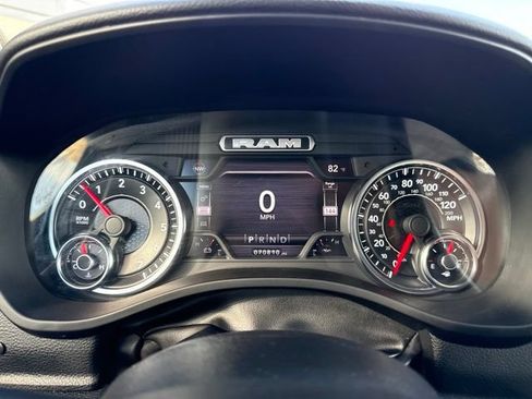 Used 2022 RAM 1500 Big Horn AWD/4WD image 16