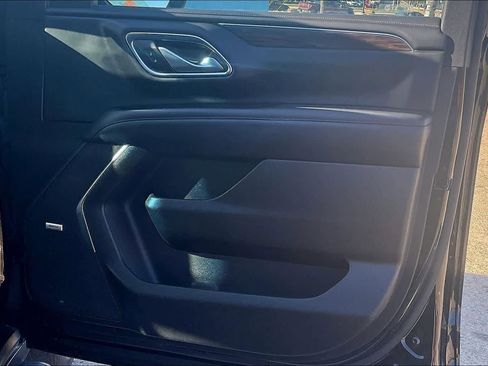 Used 2022 Chevrolet Tahoe Z71 image 28