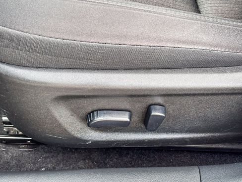 Used 2024 Nissan Altima 2.5 SV image 23