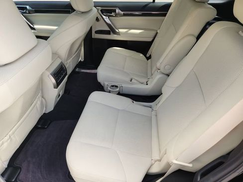 Used 2023 Lexus GX 460 Premium image 27