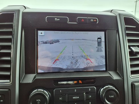Used 2019 Ford F150 XLT w/ Equipment Group 302A Luxury AWD/4WD image 15