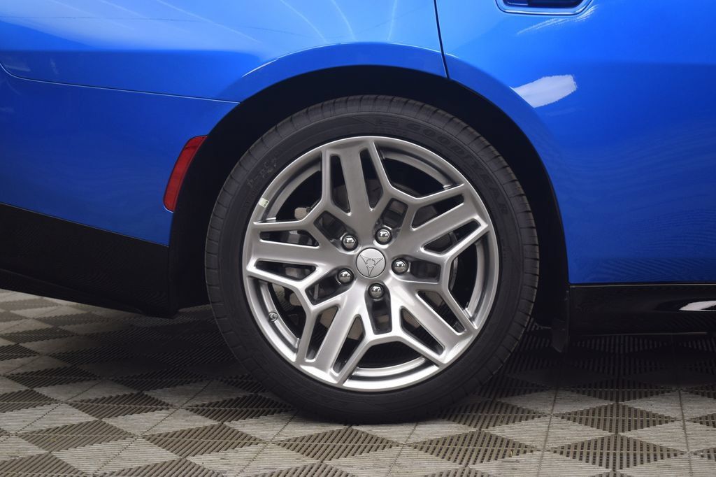 New 2026 Dodge Charger Daytona Scat Pack AWD/4WD image 9