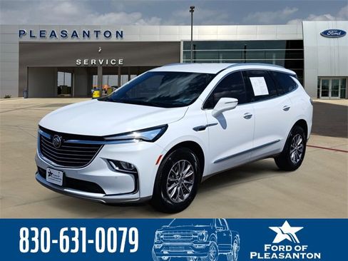 Used 2024 Buick Enclave Premium image 1