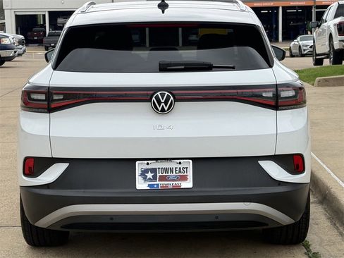 Used 2021 Volkswagen ID.4 Pro S w/ Gradient Package image 6