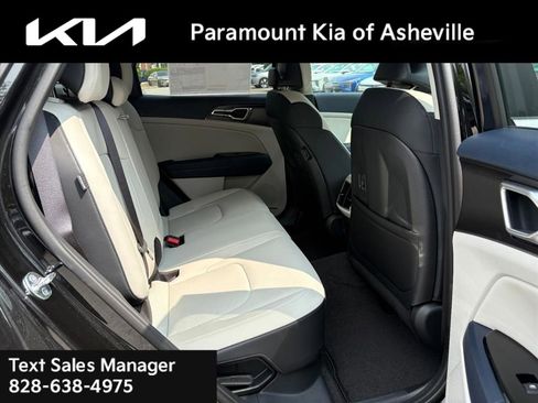 New 2025 Kia Sportage EX image 21