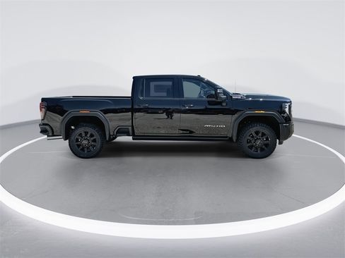 New 2026 GMC Sierra 2500 AT4 w/ AT4 Premium Plus Package image 9