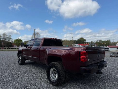 Used 2016 Chevrolet Silverado 3500 High Country w/ Duramax Plus Package image 5