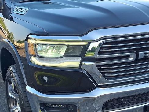 Used 2022 RAM 1500 Laramie AWD/4WD image 11
