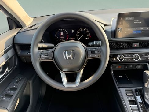 Used 2026 Honda CR-V EX image 11