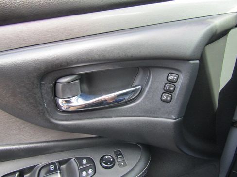 Used 2021 Nissan Murano SL image 9