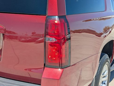 Used 2017 Chevrolet Suburban LT AWD/4WD image 11