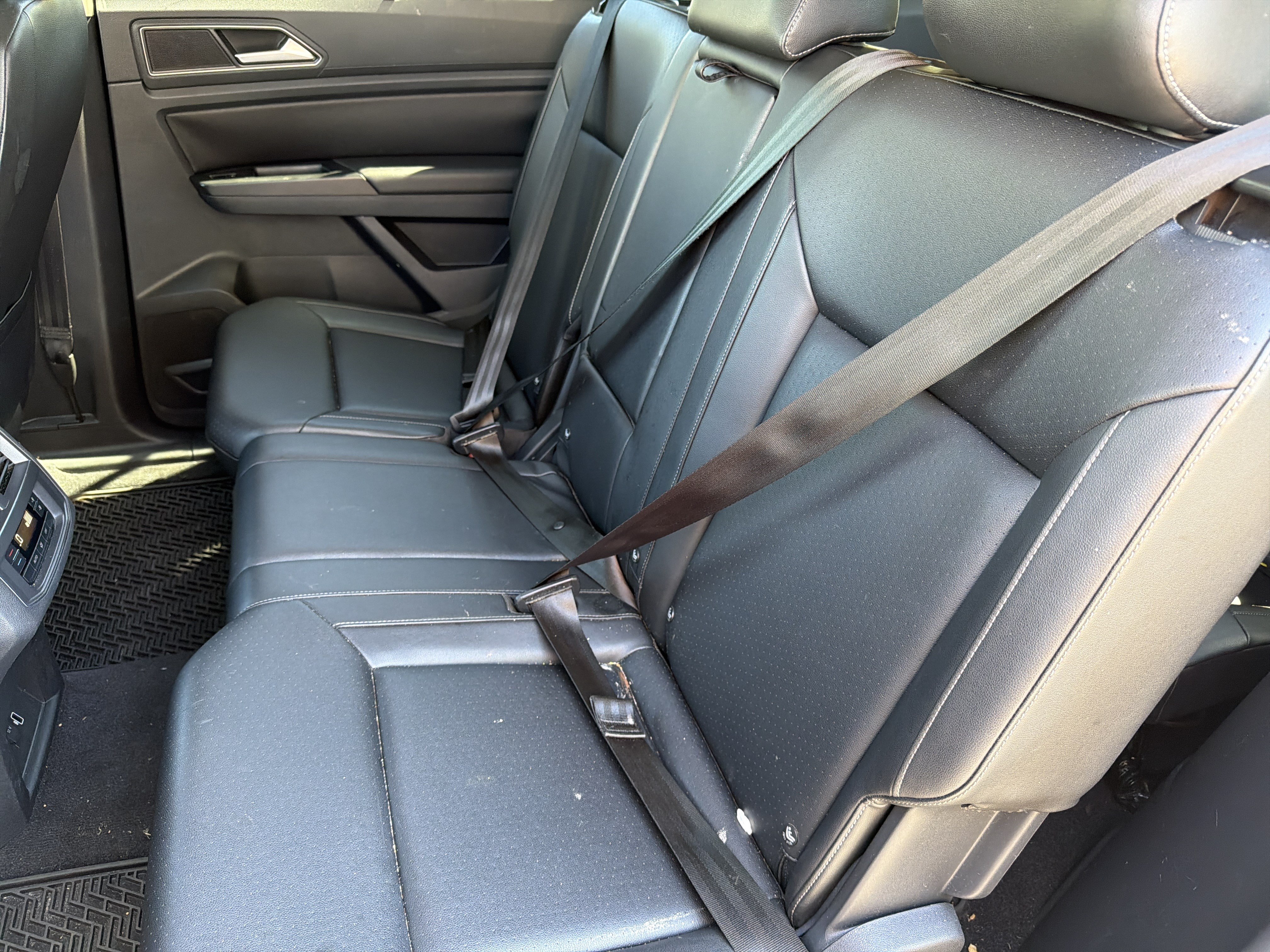 Used 2019 Volkswagen Atlas SE FWD image 16