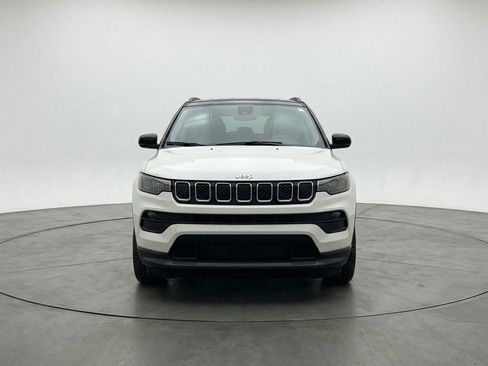 Used 2025 Jeep Compass Limited image 2
