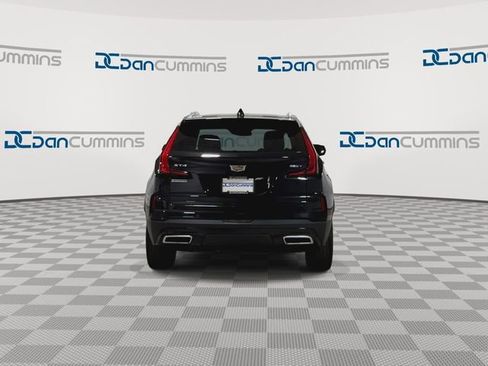 Used 2024 Cadillac XT4 Premium Luxury FWD image 7