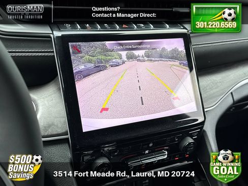 Used 2023 Jeep Grand Cherokee Limited AWD/4WD image 12