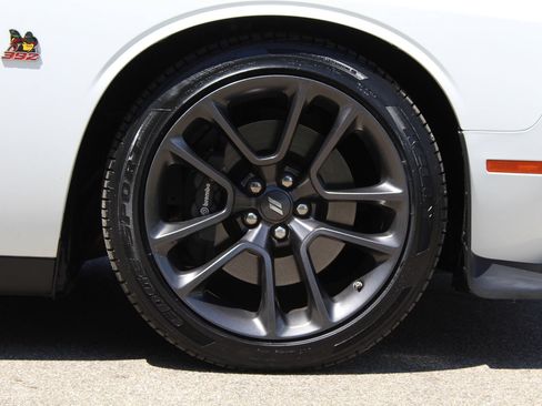 Used 2021 Dodge Challenger R/T Scat Pack RWD image 26