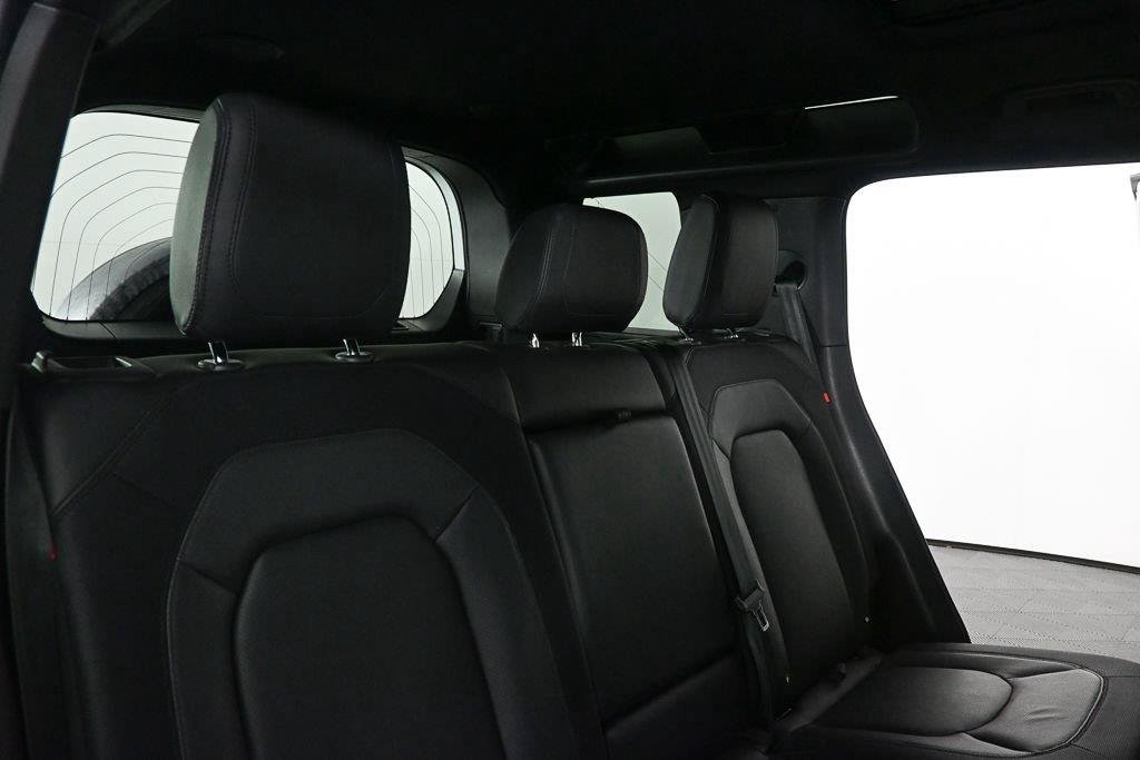 Used 2023 Land Rover Defender 110 X-Dynamic SE AWD/4WD image 20