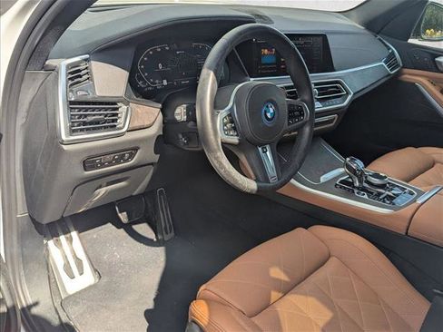 Used 2023 BMW X5 xDrive45e w/ Executive Package AWD/4WD image 3