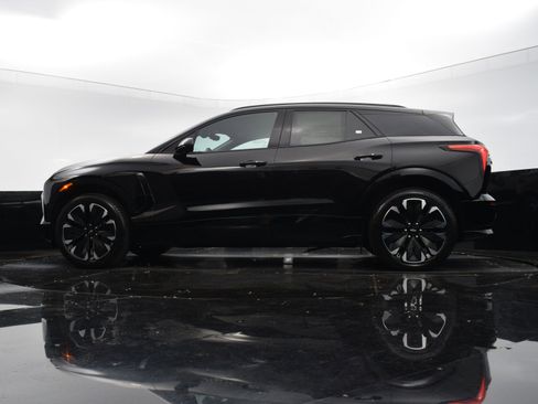 New 2025 Chevrolet Blazer EV RS image 19