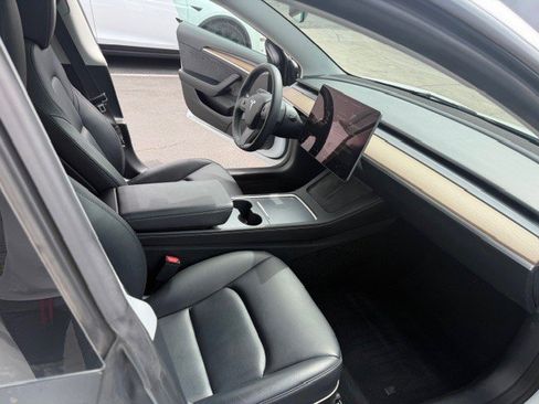 Used 2023 Tesla Model 3 Standard Range RWD image 12
