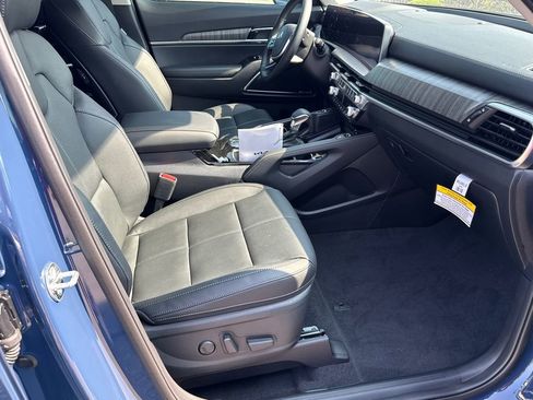 New 2025 Kia Telluride SX w/ SX Captain's Chair Package image 13