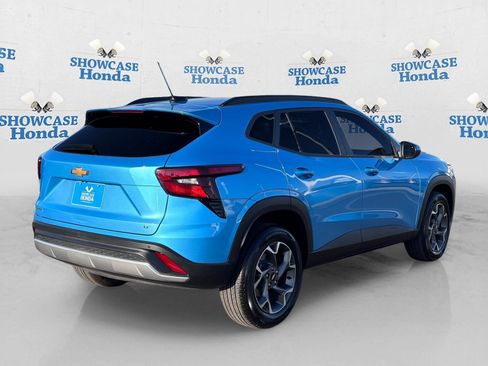 Used 2025 Chevrolet Trax LT w/ Driver Confidence Package FWD image 8