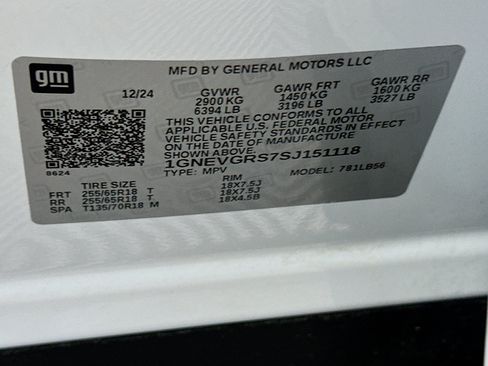 Used 2025 Chevrolet Traverse LT AWD/4WD image 12