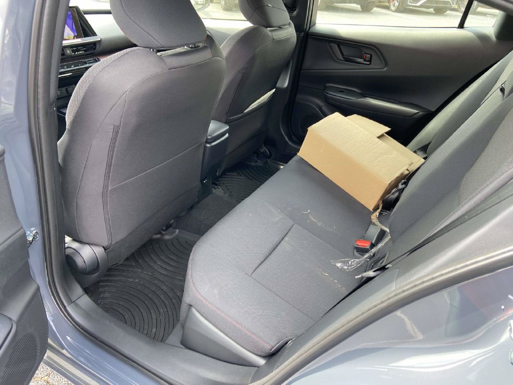 Used 2026 Toyota Prius Plug-In Hybrid FWD image 13