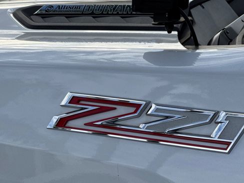 Used 2024 Chevrolet Silverado 2500 LT w/ Convenience Package image 21