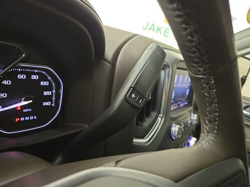 Certified 2022 GMC Sierra 2500 Denali w/ Denali Ultimate Package AWD/4WD image 24