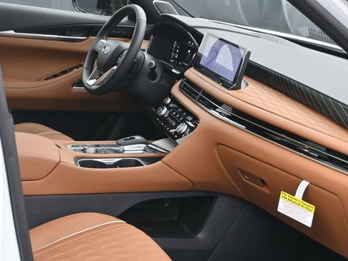 New 2026 INFINITI QX60 Autograph w/ Dark Cargo Package image 6