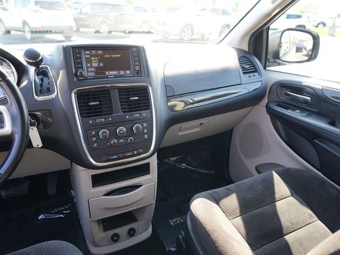 Used 2017 Dodge Grand Caravan SE w/ Power Window Group FWD image 20