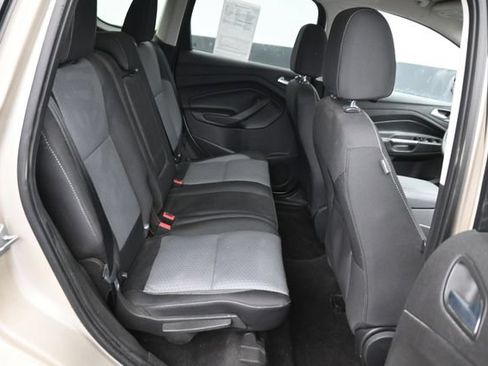 Used 2017 Ford Escape SE AWD/4WD image 6