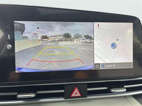 New 2026 Hyundai Elantra Limited image 24