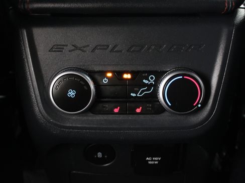 Used 2025 Ford Explorer ST w/ Sun And Sound Package AWD/4WD image 30