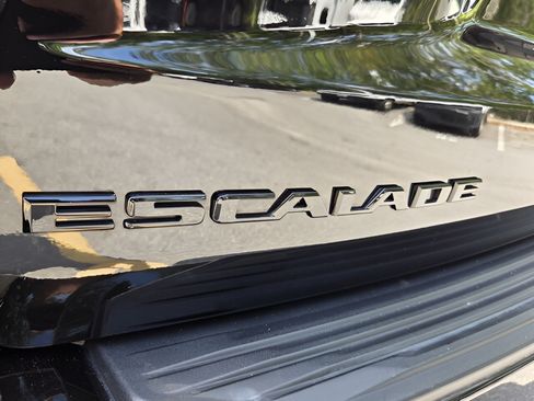 Used 2024 Cadillac Escalade Sport Platinum w/ LPO, ONYX Package RWD image 29