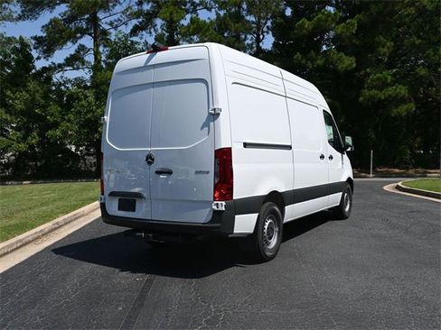 Used 2024 Mercedes-Benz Sprinter 144 Cargo image 4