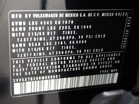 Used 2024 Volkswagen Taos S FWD image 28