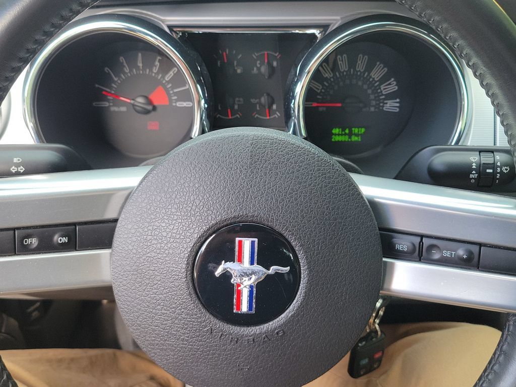 Used 2006 Ford Mustang GT Premium RWD image 18