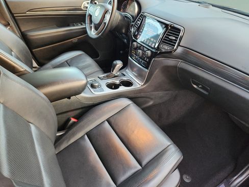 Used 2020 Jeep Grand Cherokee Limited w/ Luxury Group II AWD/4WD image 7