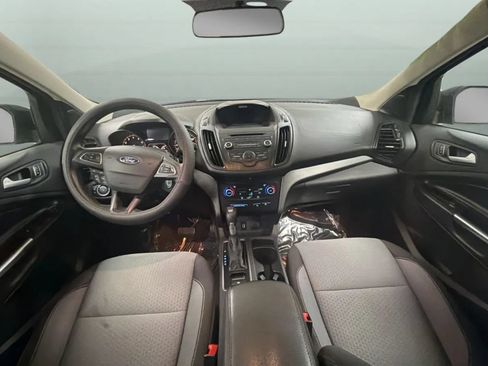 Used 2017 Ford Escape SE AWD/4WD image 9