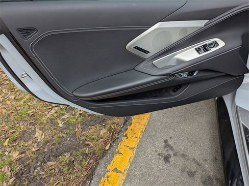 Certified 2021 Chevrolet Corvette Stingray Preferred Cpe w/ Z51 Performance Package image 9