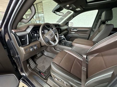 Certified 2025 GMC Sierra 1500 Denali w/ Denali Reserve Package image 10