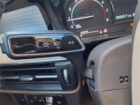 Certified 2022 Lincoln Corsair AWD w/ Equipment Group 101A image 13