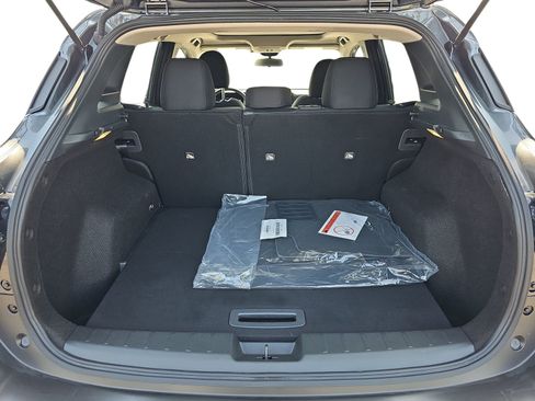 Used 2026 Nissan Kicks SV w/ SV Premium Package FWD image 25