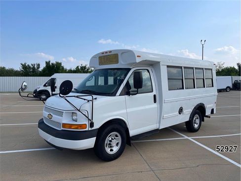 Used 2014 Chevrolet Express 3500 w/ School Bus Package RWD image 1