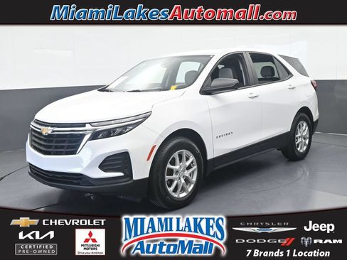 Used 2024 Chevrolet Equinox LS w/ Driver Confidence II Package FWD image 1